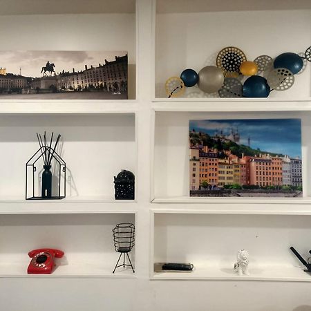 Апартаменты Le Petit Cocon - Parking Prive - Lyon Sud Венисьё Экстерьер фото